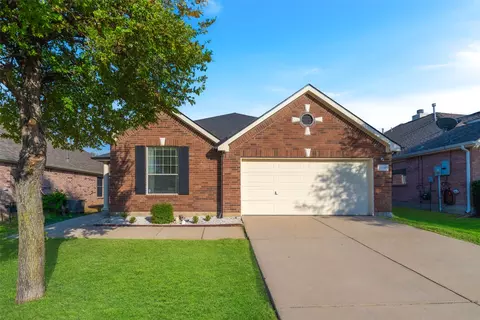 2736 Dawn Spring Dr, Little Elm, TX 75068