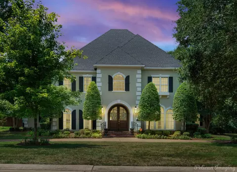 330 Bringier Pl, Shreveport, LA 71106