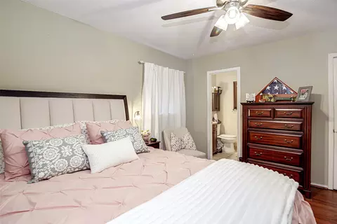 Bedroom - 708 Commerce St, Euless, TX 76040 photo 5 of 5
