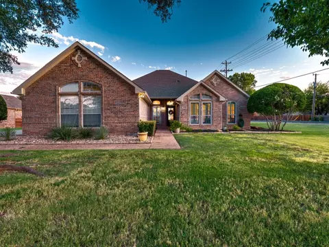 100 Desiree Ln, Highland Village, TX 75077