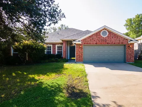 2403 Indian Camp Trl, Copperas Cove, TX 76522