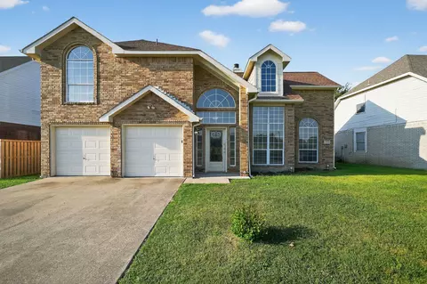 312 Stone Creek Blvd, Glenn Heights, TX 75154