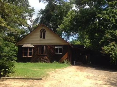 2524 Lindholm St, Shreveport, LA 71108