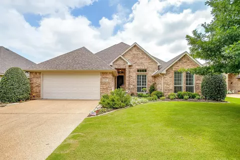 10917 Whitestone Ranch Rd, Benbrook, TX 76126