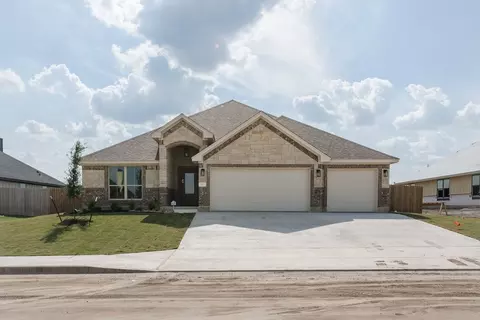 1317 Red Rock Rd, Hewitt, TX 76643