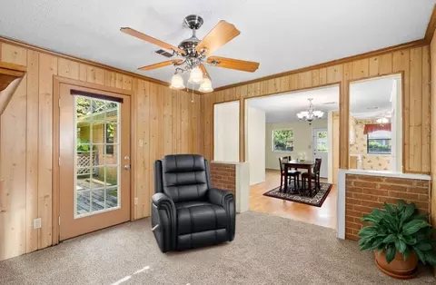 Living - 724 E Main St, Pilot Point, TX 76258 photo 1 of 4