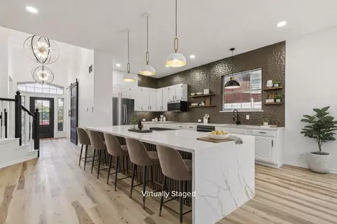 915 Inverness Cir, Highland Village, TX 75077