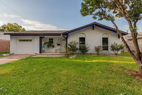 1209 Shorecrest Dr, Garland, TX 75040