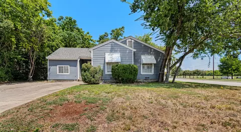 801 Woodland Dr, Garland, TX 75040