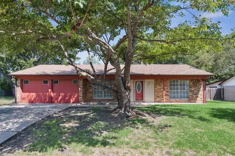7305 Janetta Dr, North Richland Hills, TX 76180