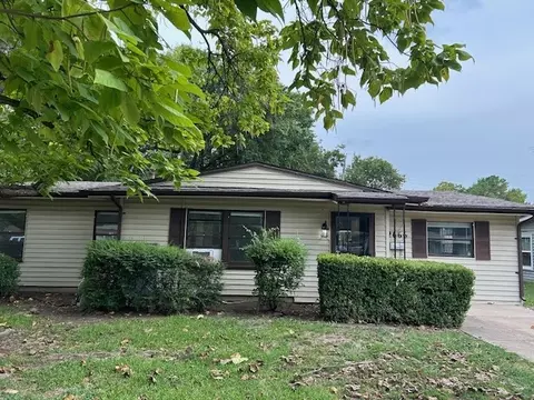 2666 Wicker Ave, Farmers Branch, TX 75234