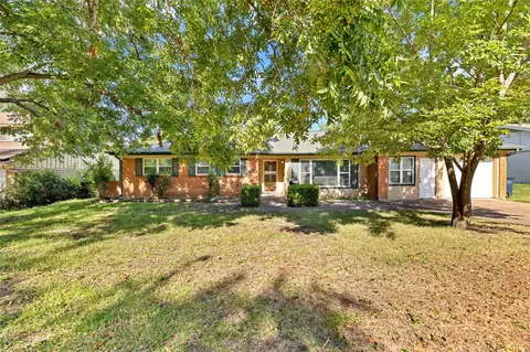 3004 Conejos Dr, Fort Worth, TX 76116
