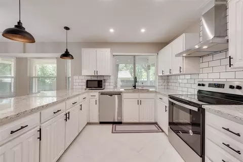 2600 Willow Bnd, Bedford, TX 76021