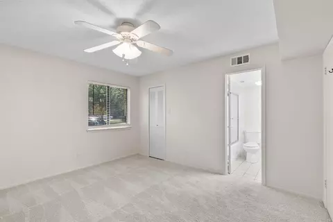 Bedroom - 5935 Harvest Hill Rd #1096, Dallas, TX 75230 photo 1 of 2