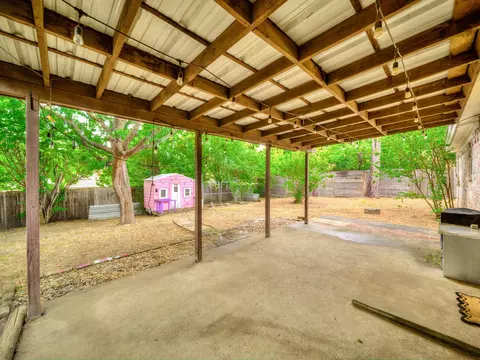 Exterior - 1101 Irwin Dr, Hurst, TX 76053 photo 6 of 14