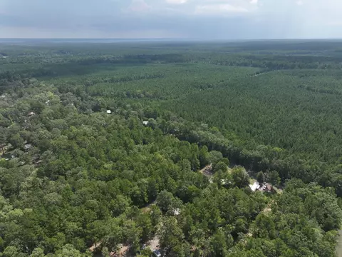 207 Angel St, Zavalla, TX 75980