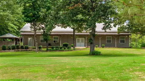 54 Pierce Ln, Broken Bow, OK 74728