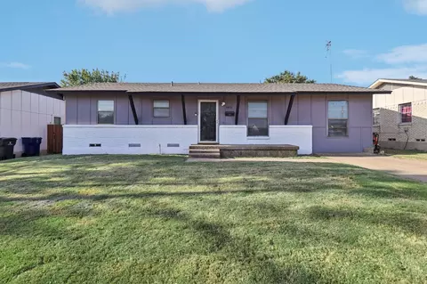 4402 Pineridge Dr, Garland, TX 75042