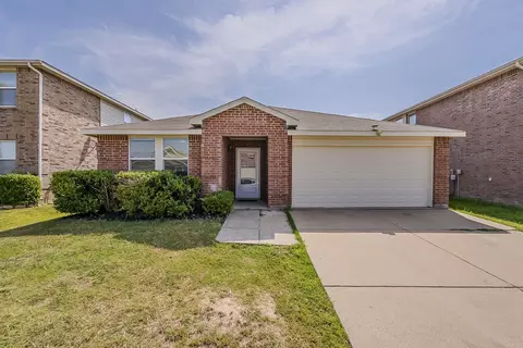 9029 Quarter Horse Ln, Fort Worth, TX 76123