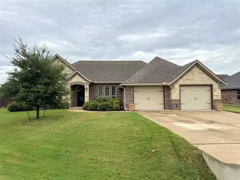 3108 Windcrest Ct, Granbury, TX 76049