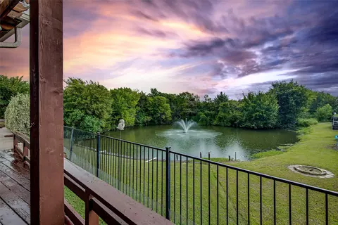 4808 King Harbor Ct, Grand Prairie, TX 75052