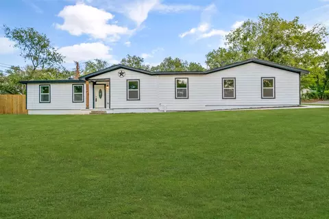 2254 Fritz Allen St, Sansom Park, TX 76114