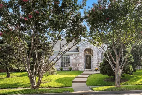 2240 Micarta Dr, Plano, TX 75025