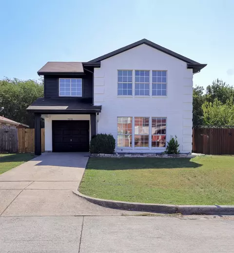 7213 Autumn Run Dr, Forest Hill, TX 76140
