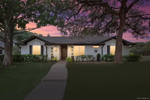 5301 Lake Crest St, Waco, TX 76710