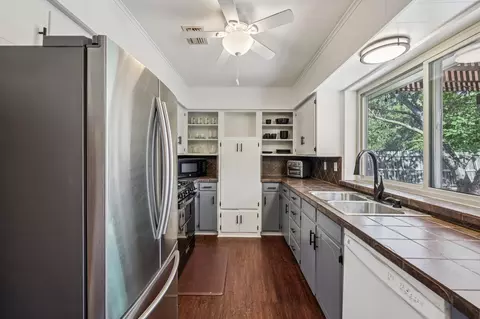 1415 Kings Row, Denton, TX 76209