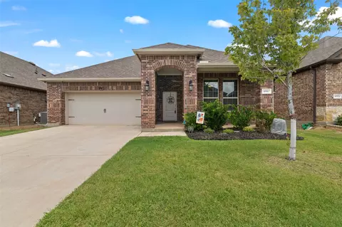 10917 Canyon Mine Dr, Aubrey, TX 76227