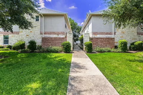 2011 S 7th St #3, Waco, TX 76706