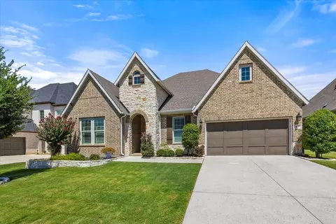 Exterior - 413 Samaritan Dr, Keller, TX 76248 photo 3 of 9