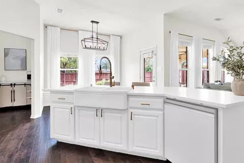 3079 Lakefield Dr, Little Elm, TX 75068