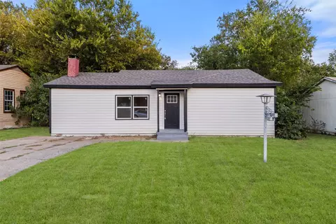 2233 Eastover Ave, Fort Worth, TX 76105