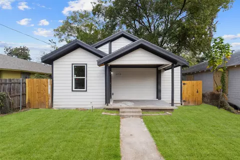 3712 Ruskin St, Dallas, TX 75215