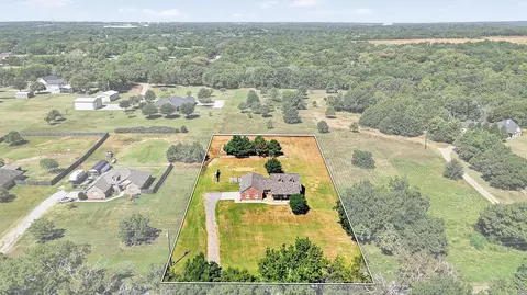 461 Cleve Cole Rd, Denison, TX 75021