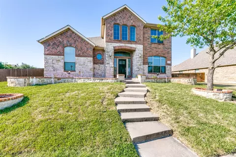 4328 Oak Bluff Ln, Sachse, TX 75048