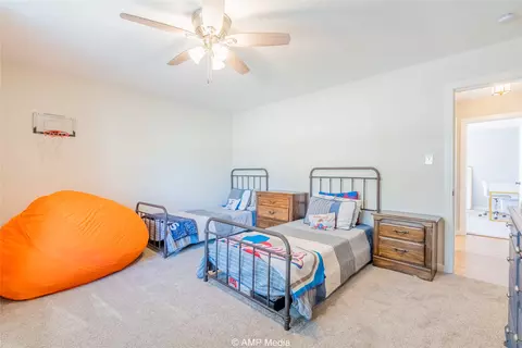 Bedroom - 902 E Burnside St, Rotan, TX 79546 photo 4 of 8