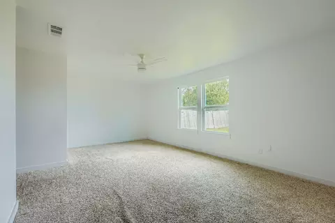 Bedroom - 304 Thomas St, Terrell, TX 75160 photo 4 of 4