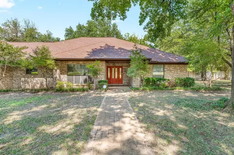 1437 Pecan Hill Rd, Stephenville, TX 76401