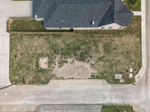 401 E 5th St, Ferris, TX 75125 photo 3