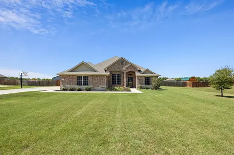 12585 Metz Rd, Sanger, TX 76266
