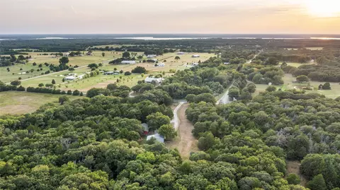 1050 Cooks Corner Rd, Pottsboro, TX 75076