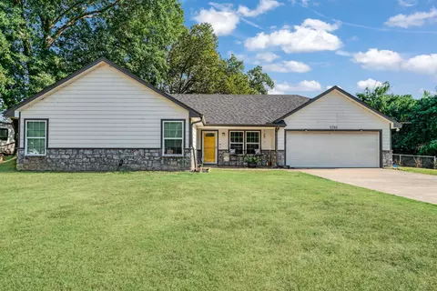 5250 Cooper St, Reno, TX 75462