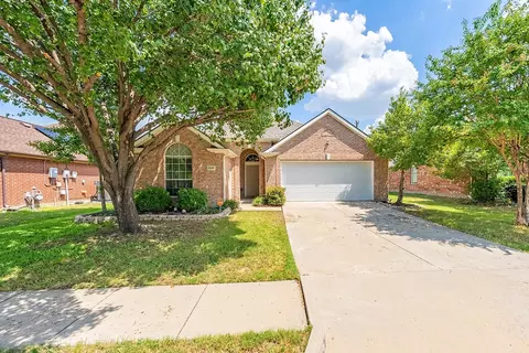 2609 Cowboy Trl, Little Elm, TX 75068