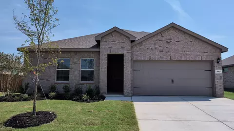 929 Boll Weevil Dr, Cleburne, TX 76031