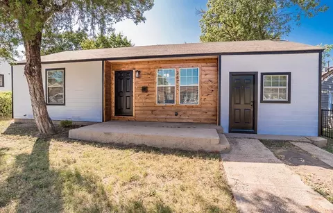 2412 Spiller St, Fort Worth, TX 76105