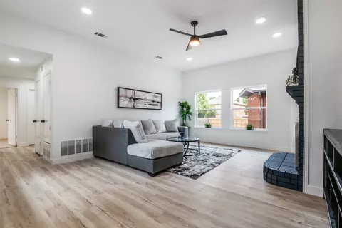 Living - 3412 Aster Ln, Rowlett, TX 75089 photo 1 of 3