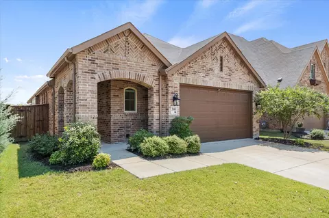 3940 Rochelle Ln, Forney, TX 75126